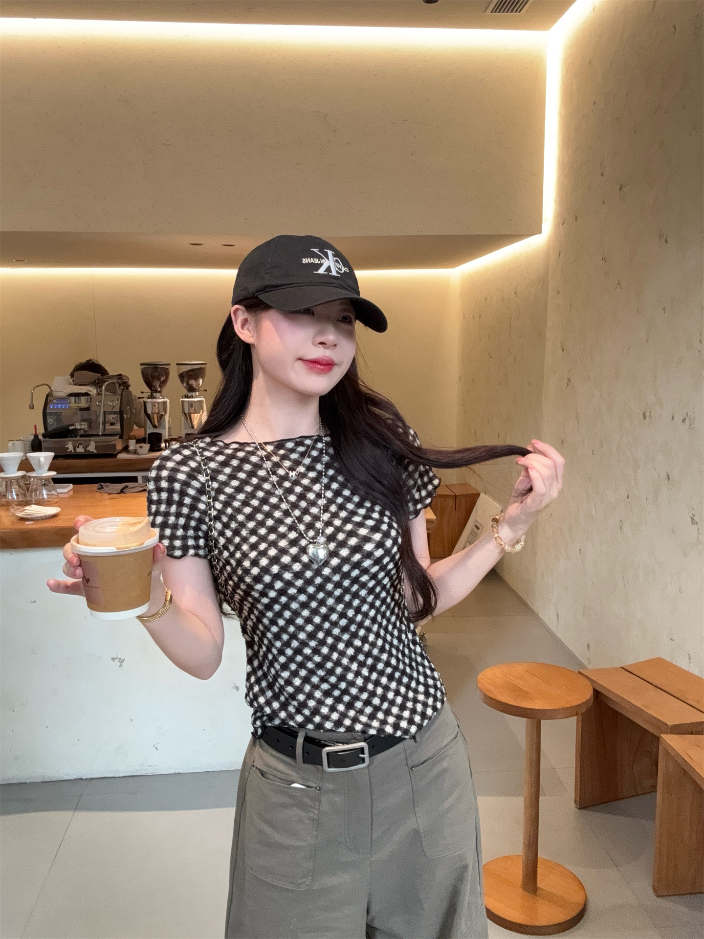 Sweet Plaid Ruffled Short Sleeve Top for Women - Image 2