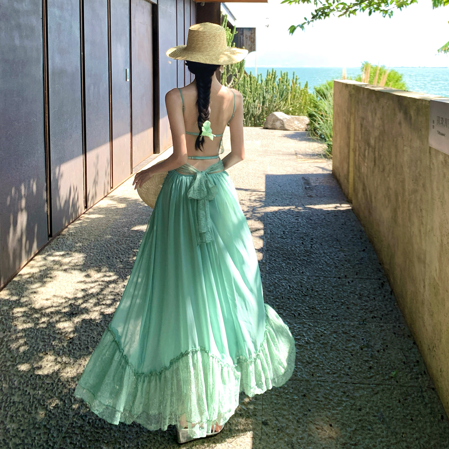 Women's Waist-Cinching Slimming Back Tie Lace Panel Long Cami Dress