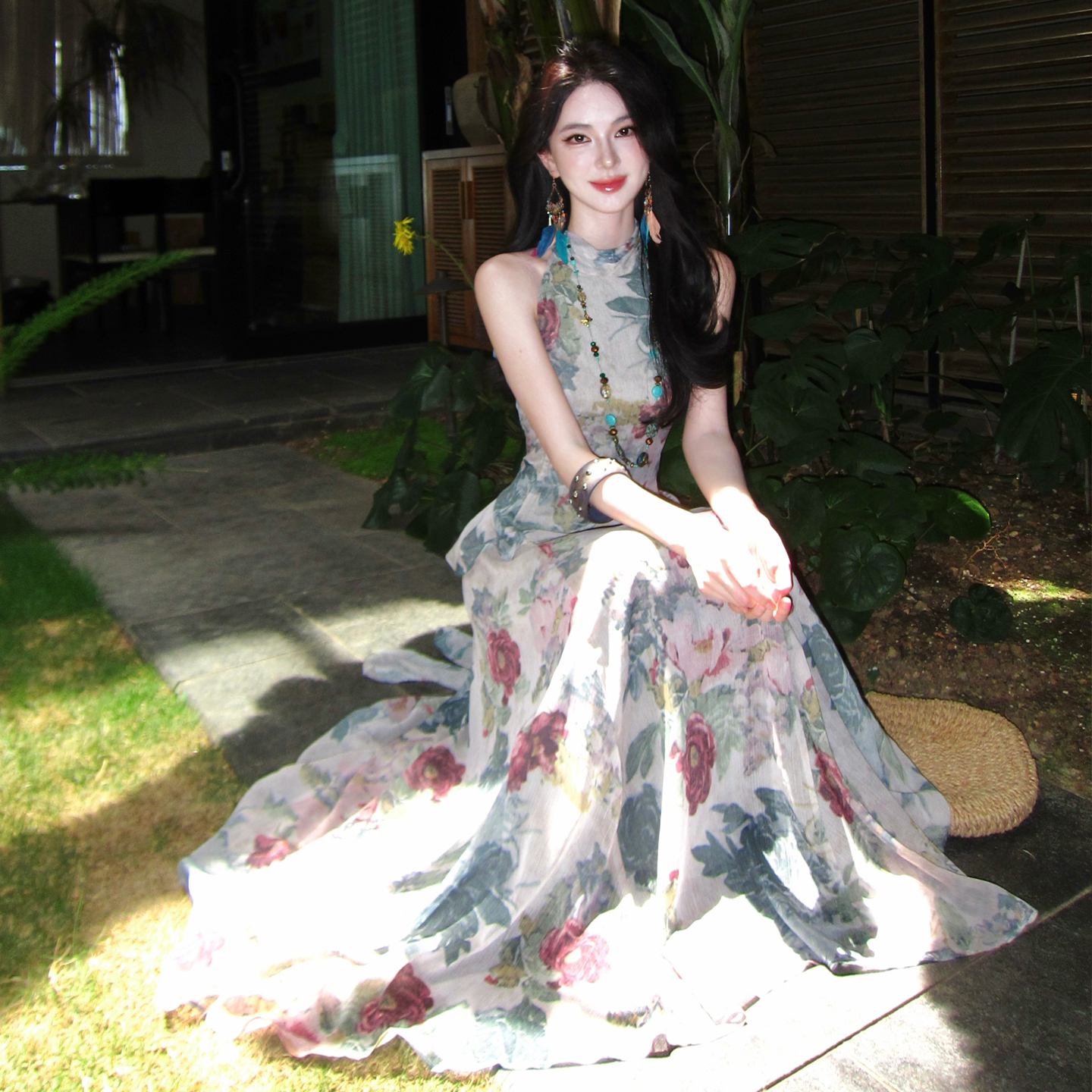 New Chinese Style Sleeveless Halter Neck Long Dress for Women Summer Vacation