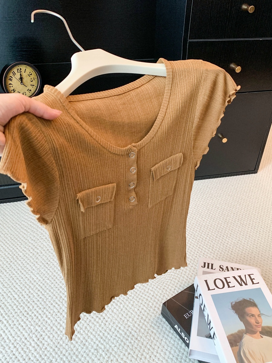 Korean Style Simple Pocket Crew Neck Button Short Sleeve T-Shirt 2026 Summer Slimming Flutter Sleeve Top